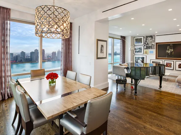 845 United Nations Plaza image 1 of 14