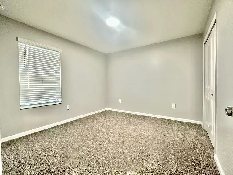 519 Hatteras Rd — Photo 20