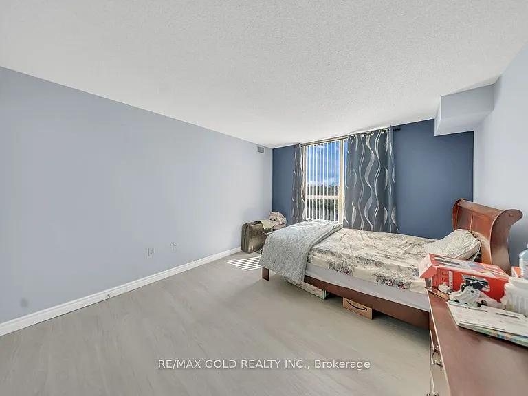 30 Blue Springs Dr #611 — Photo 27