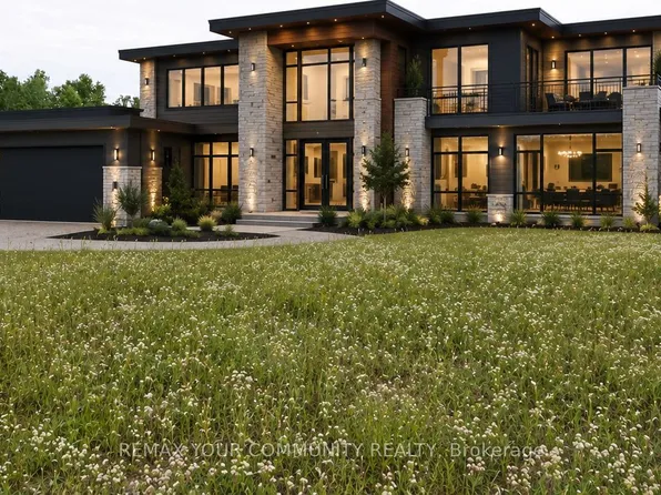 6212 Nick Adams Rd #17, Ottawa, ON K4P 1H2