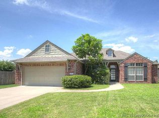 4601 E 143rd St, Bixby, OK 74008