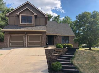 1302 Telford Dr, Liberty, MO 64068
