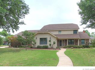 10954 S Quebec Pl, Tulsa, OK 74137