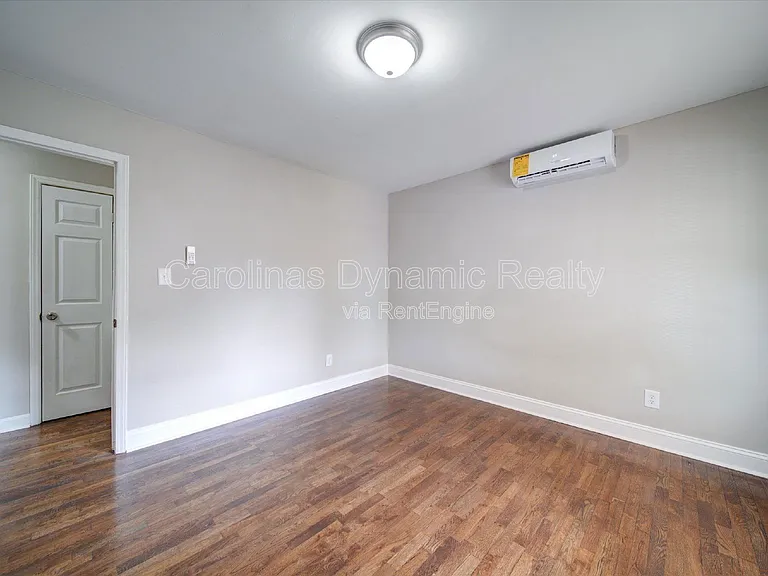 321 S Gardner Ave #6 — Photo 34