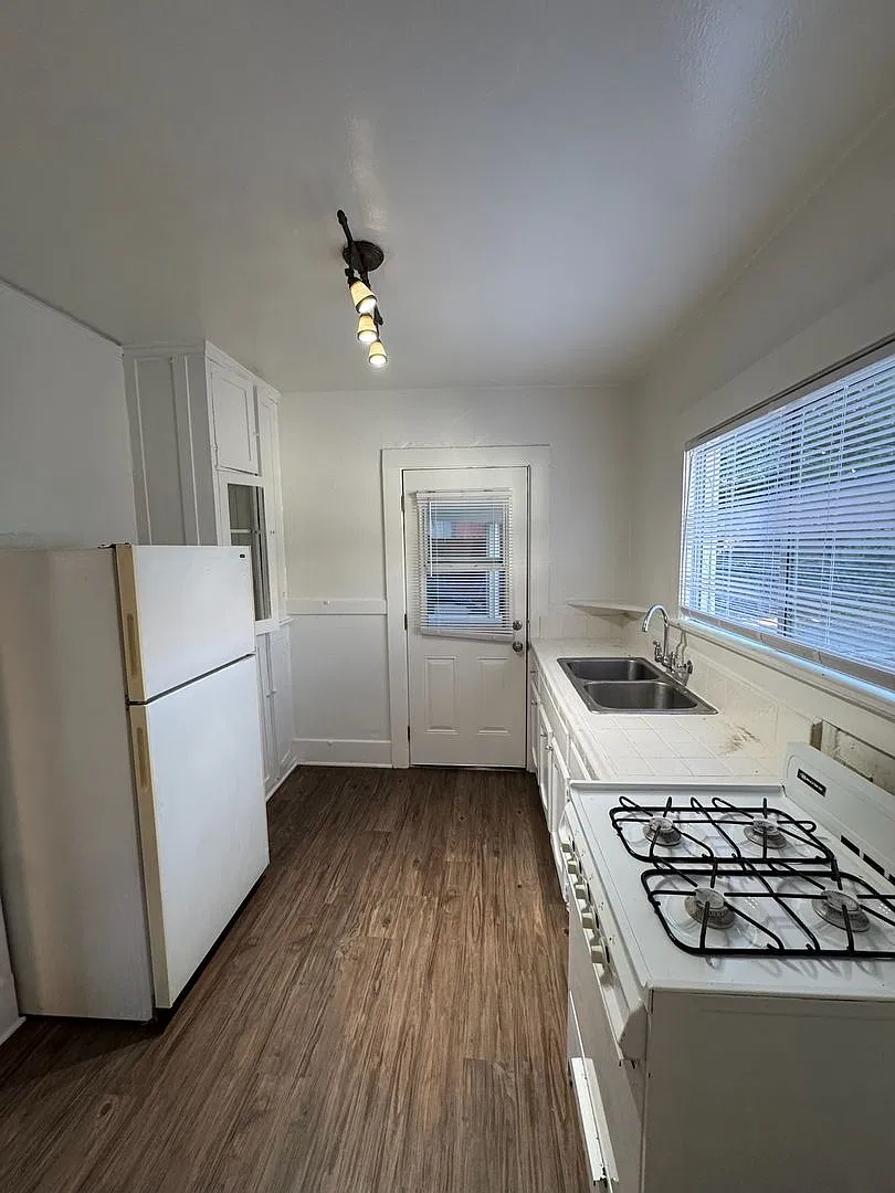 421 W. De La Guerra Street, Santa Barbara, CA 93130 — Photo 4