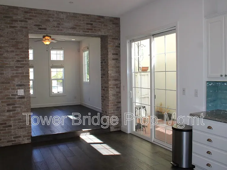 1096 Provence Village Dr — Photo 6