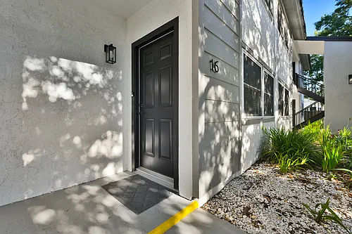 3109 W Horatio St Photo 1 3109 W Horatio St Photo 1