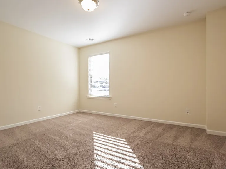 308 Darbys Run Ct — Photo 12