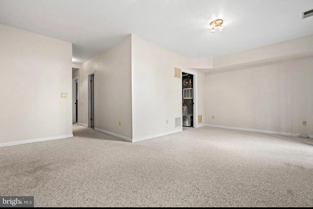1 bed, 760 sqft, $1,600 — Photo 3