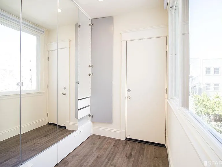 648 Lombard St #1/2 — Photo 11