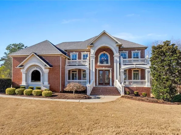 961 Fire Thorn Dr, Hampton, GA 30228