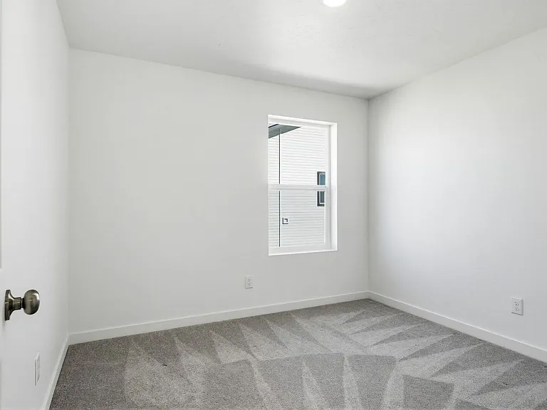 15290 Nimbus Way — Photo 28