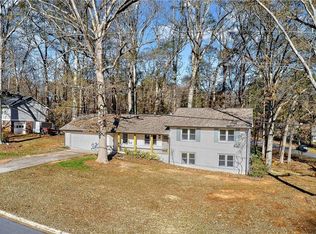 24 Stone Mill Ln NW, Marietta, GA 30064