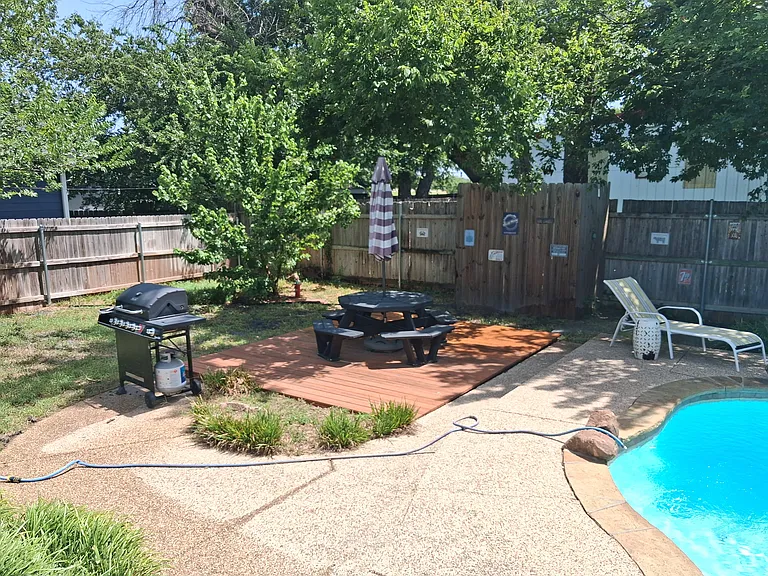 204 North St — Photo 15