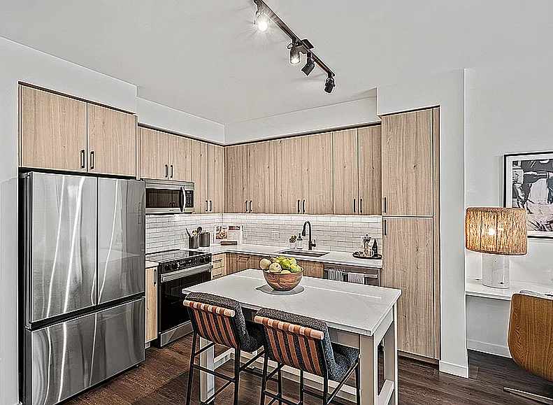 Apartment for Rent — Photo 4