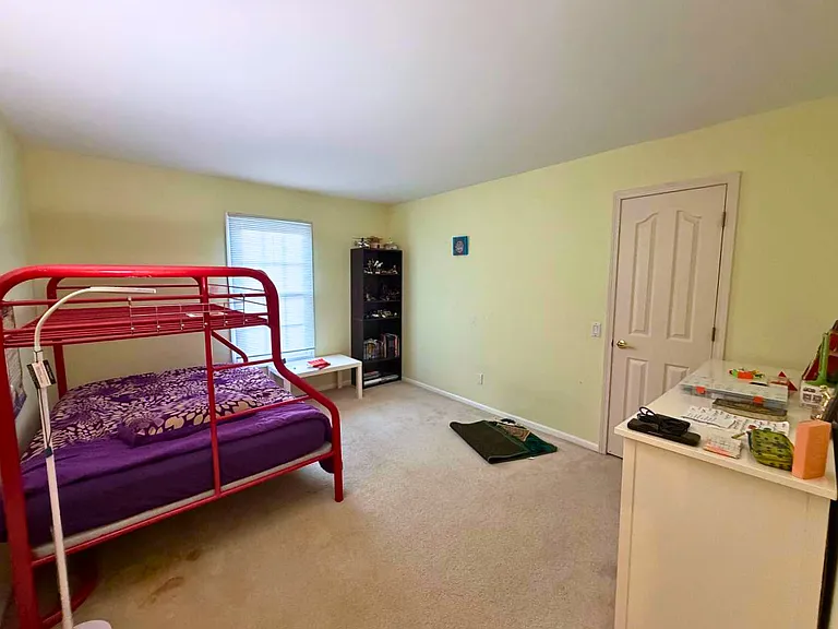 6028 Meadowview Dr — Photo 26