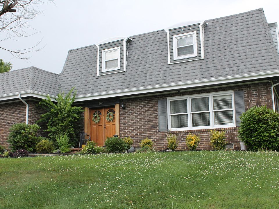 1st image of 205 Dartmouth Dr