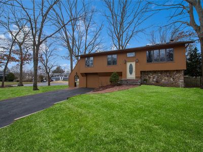 32 Nowick Ln, Smithtown, NY, 11787