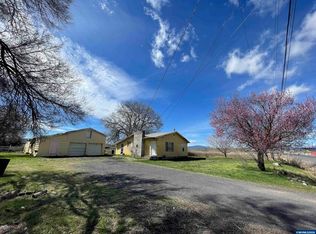 2202 Joe Wright Rd, Klamath Falls, OR 97603