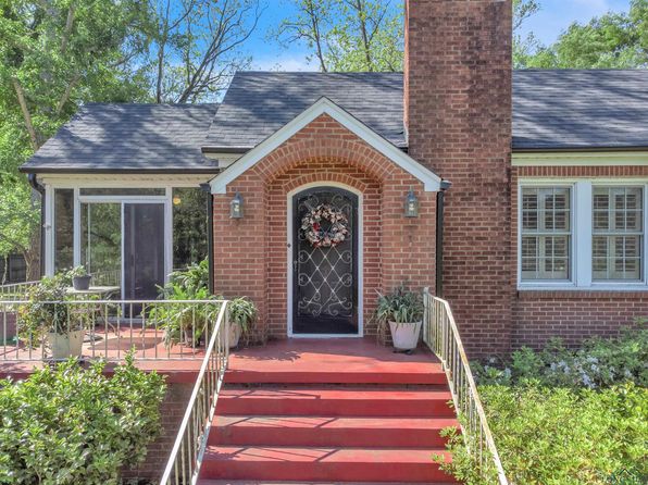1502 W Pinecrest Dr, Marshall, TX 75670