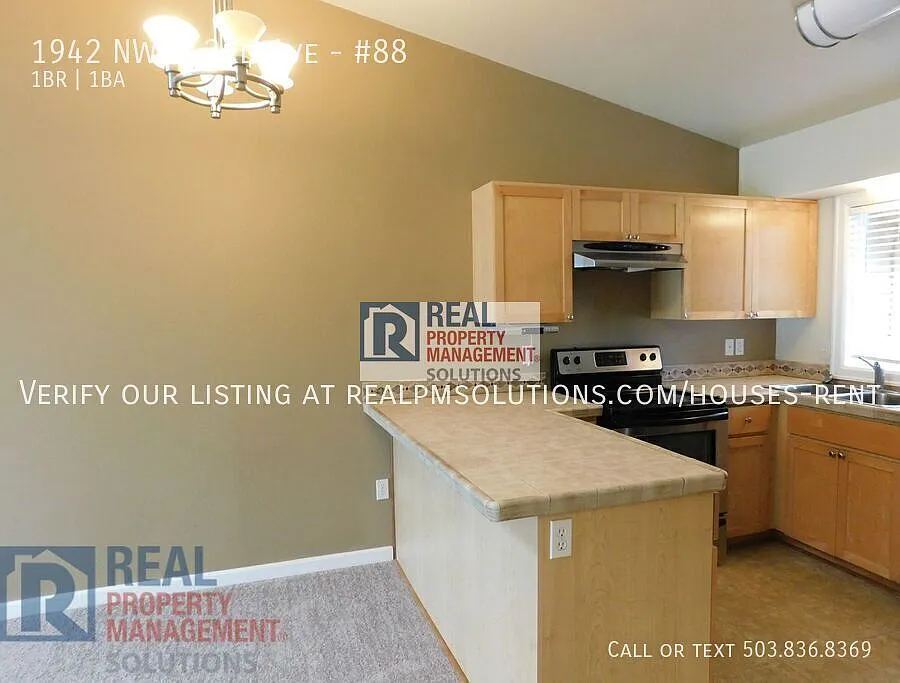 Charming Cottage Style Condo in Terra Linda — Photo 3
