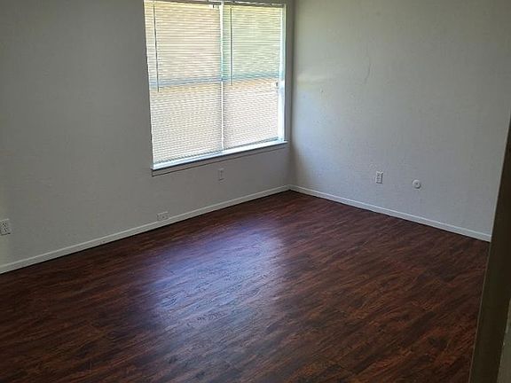 5th image of 3117 Las Vegas Trl Unit 2
