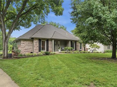 1704 NW Weatherstone Dr, Blue Springs, MO, 64015