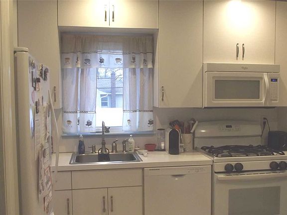 5th image of 2027 Guildford Park Dr