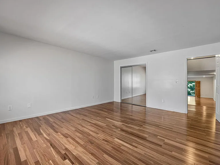 6409 Liberty Ave #I1 — Photo 20
