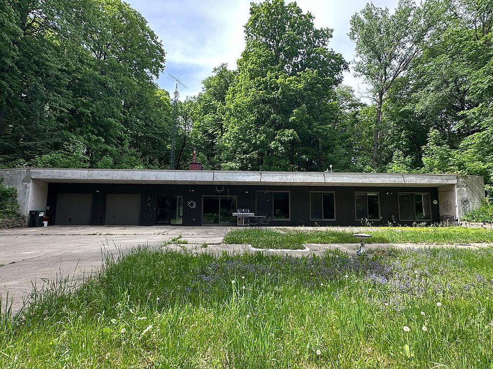 1st image of 8309 County Road 19 SE