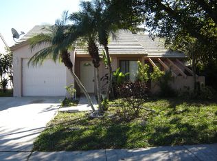 6012 Strawberry Lakes Cir, Lake Worth, FL 33463