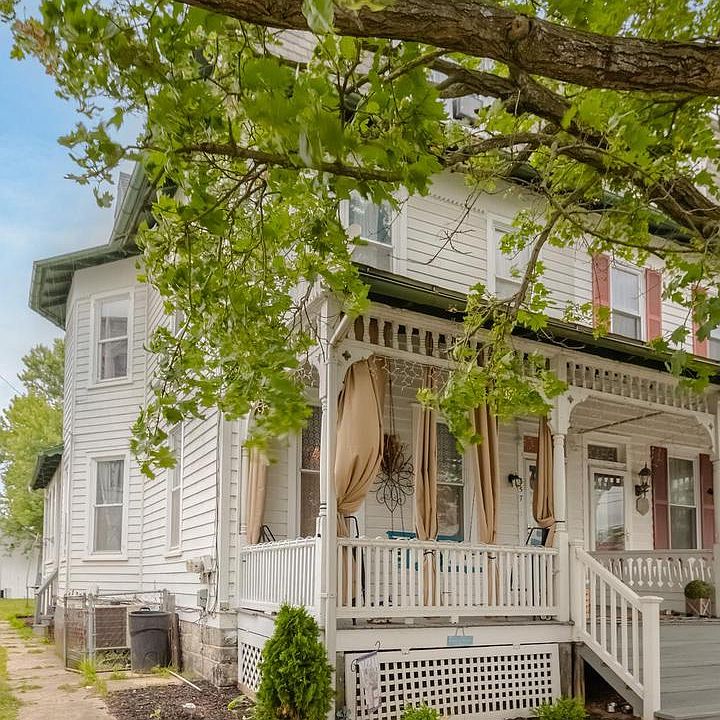 1st image of 357 Elm St