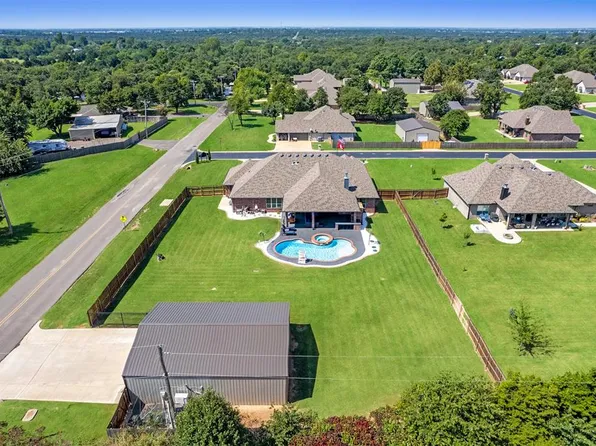 11940 Azalea Park Pl, Edmond, OK 73034