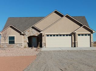 1550 17th Rd, Loma, CO 81524