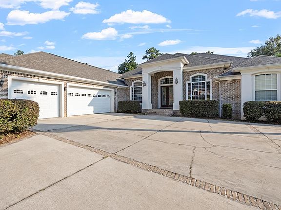3rd image of 3050 Saint Andrews Way
