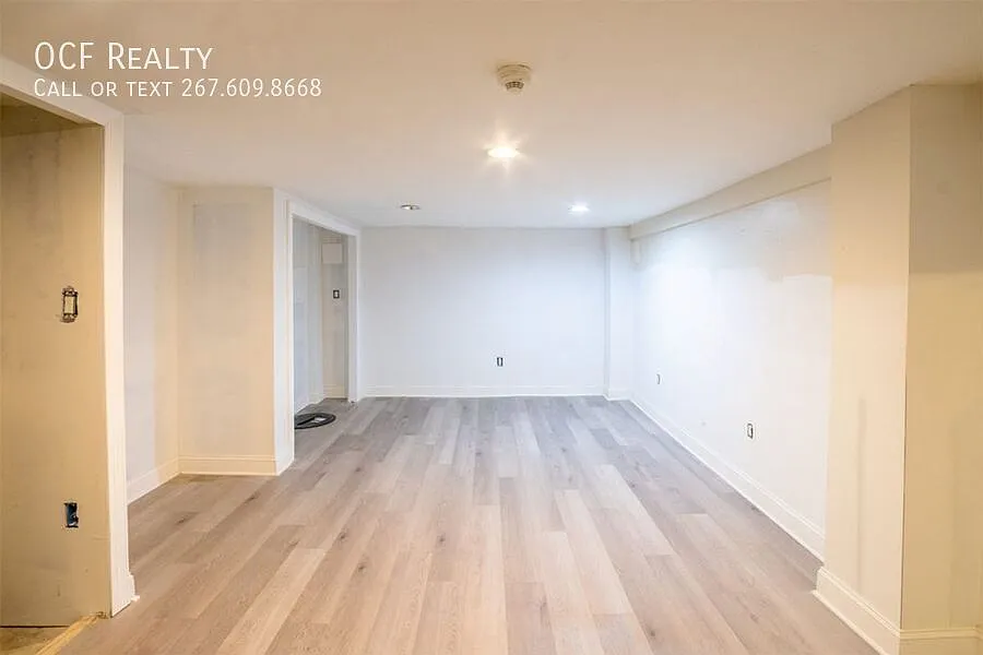 South Broad Street Commercial Space — Photo 4