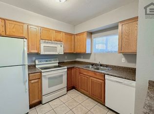 1765 E Pepper Cir APT 2, Mesa, AZ 85203