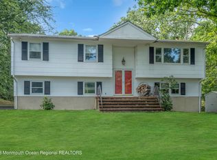 74 Willow Dr, Jackson, NJ