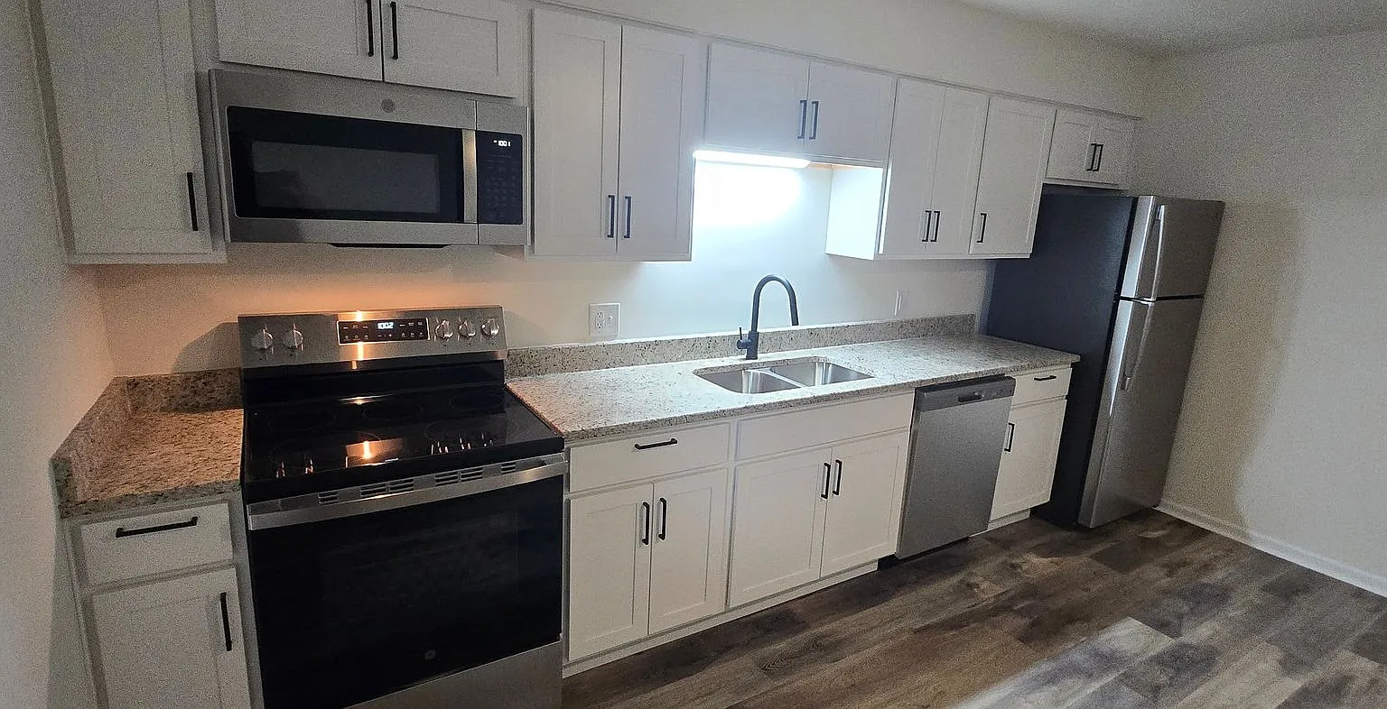 20-22 Saint John Street — Photo 1