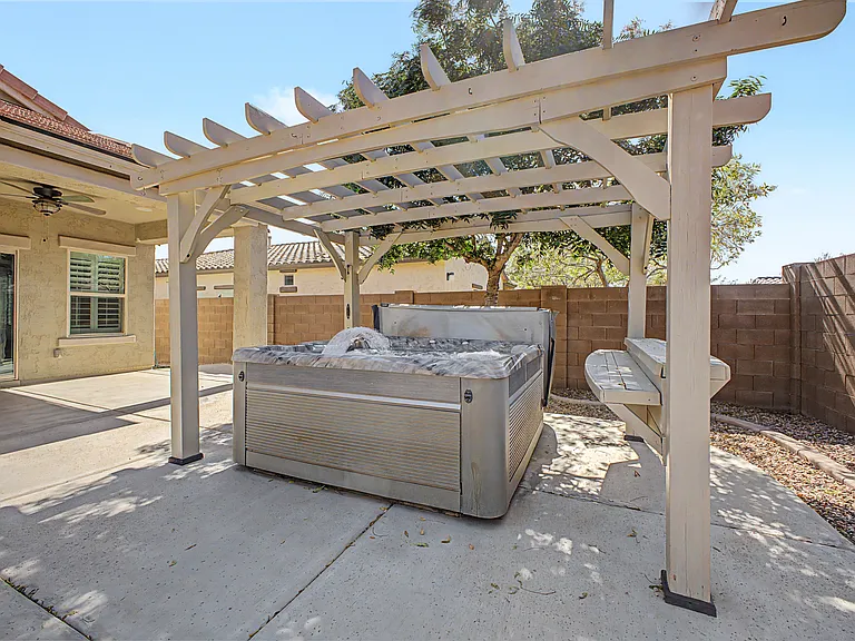 2694 E Runaway Bay Pl — Photo 27