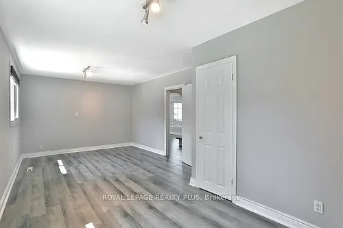 48 Birkbank Dr Photo 1