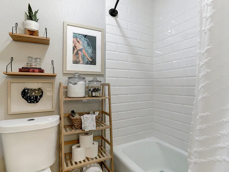 1034 Montour Dr — Photo 9