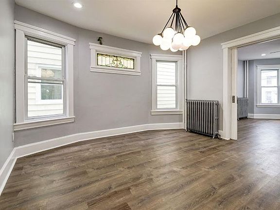 3rd image of 8 Garrison Ave #1