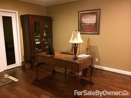 4th image of 5614 Evelyn Ct