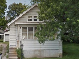 907 W McClure Ave, Peoria, IL