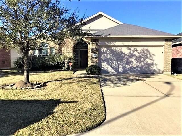 1st image of 13922 Cypress Creek Bank Dr