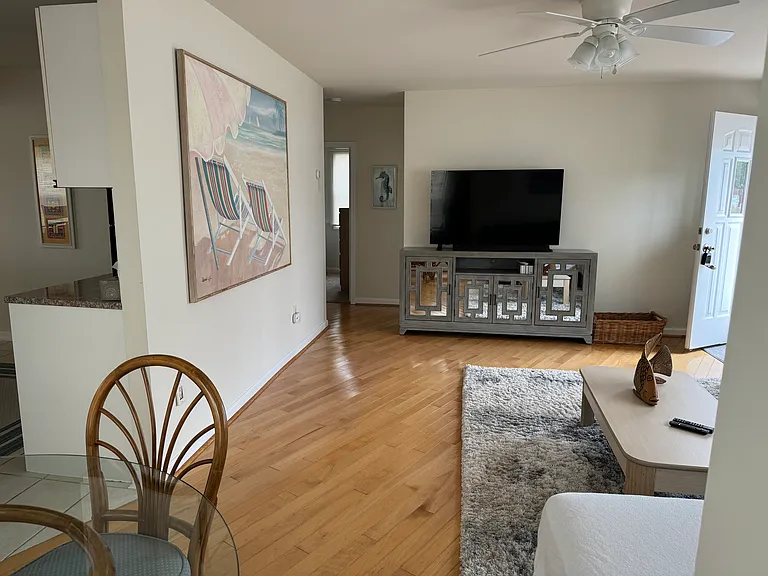 4013 W Brigantine Ave — Photo 20