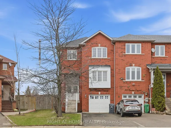 833 Escobar Cres, Mississauga, ON L5V 2S6