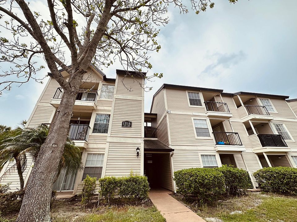 1st image of 1916 Lake Atriums Cir APT 27
