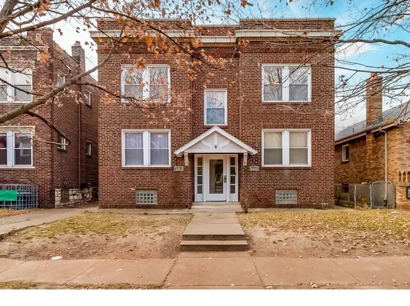 4051 Giles Ave, Saint Louis, MO 63116